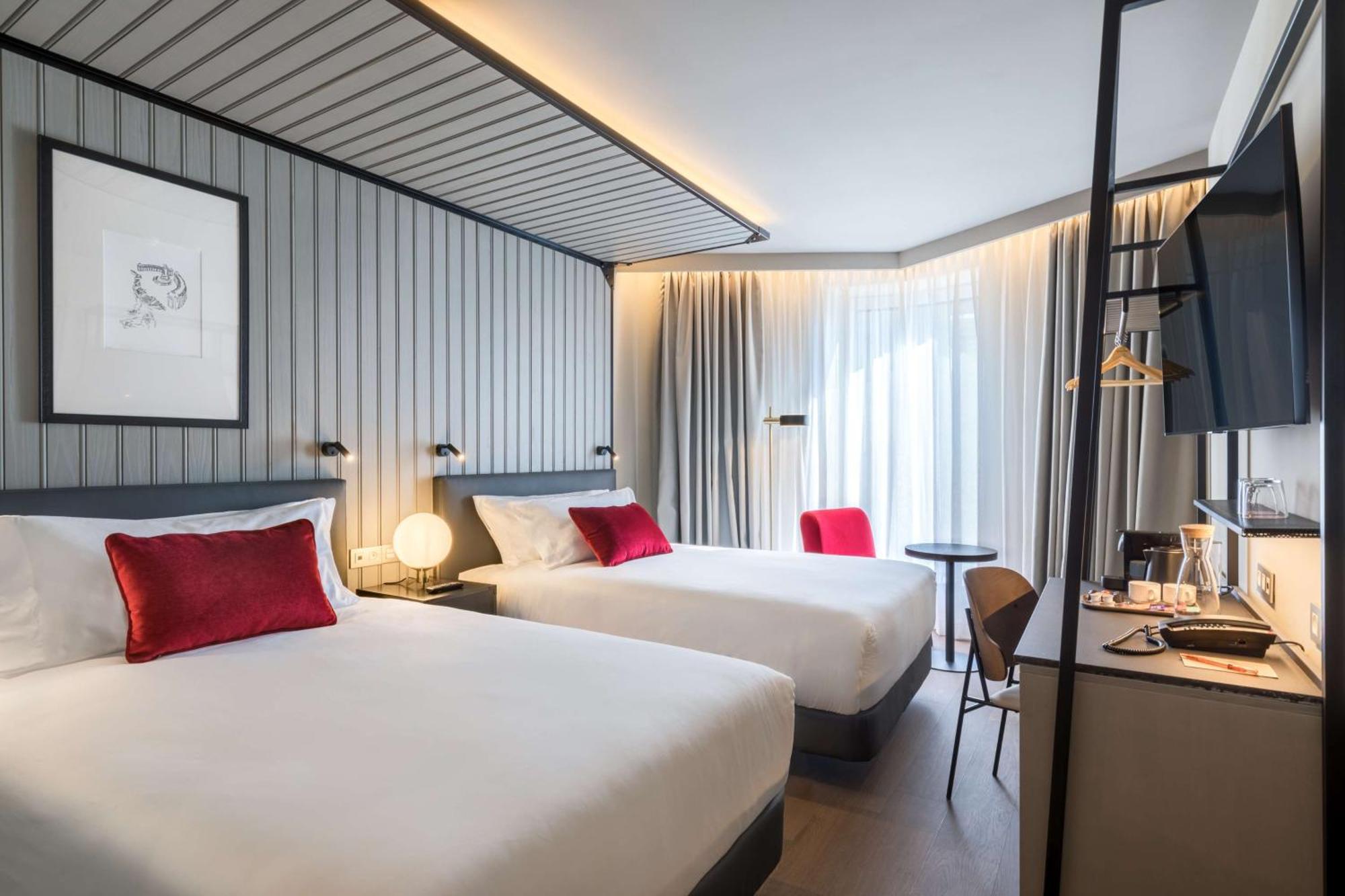 Doppelzimmer mit 2 Doppelbetten
